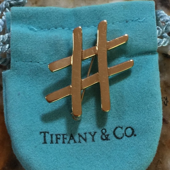 Tiffany 18k Gold Paloma Picasso Hashtag Pound Pin - Picture 2 of 5